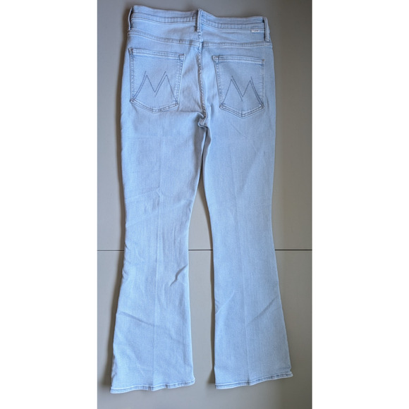 NWOT MOTHER The Weekender Mid Rise Flared Jeans Sz 30 Blessing in Disguise 3F509 - Picture 6 of 15